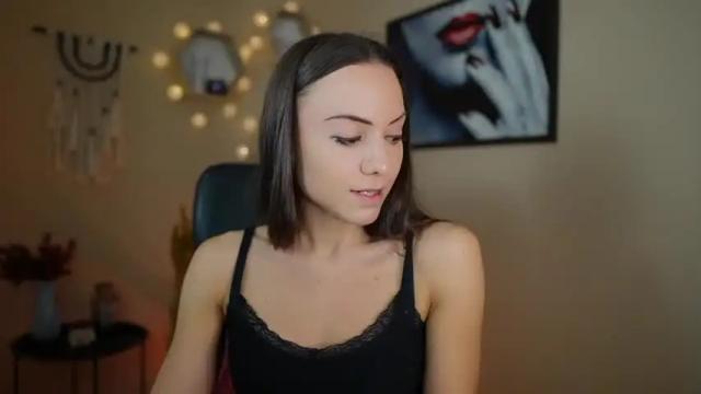 Image 10 of veronica_more18 Stream on Chaturbate on 16 months ago