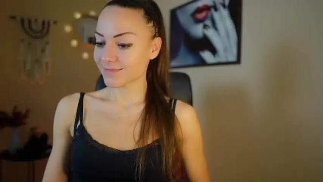 Image 7 of veronica_more18 Stream on Chaturbate on 15 months ago