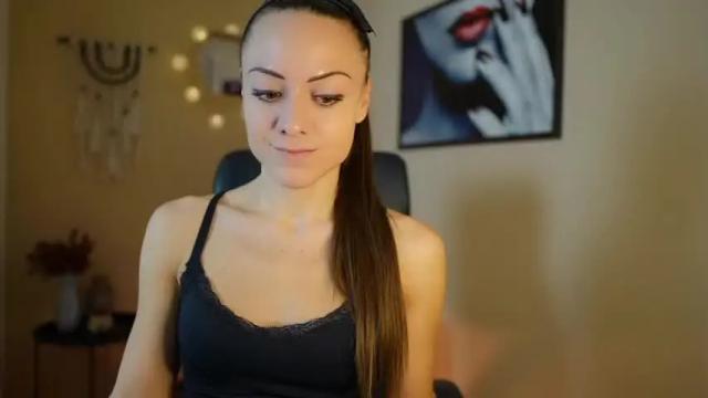 Image 8 of veronica_more18 Stream on Chaturbate on 15 months ago