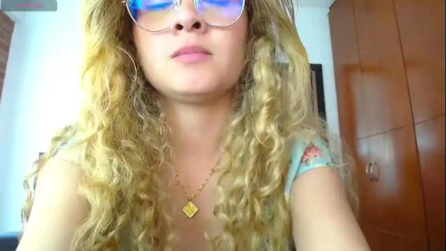 Image 3 of veronica_mv Stream on Chaturbate on 1 month ago