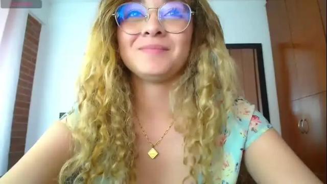 Image 6 of veronica_mv Stream on Chaturbate on 1 month ago