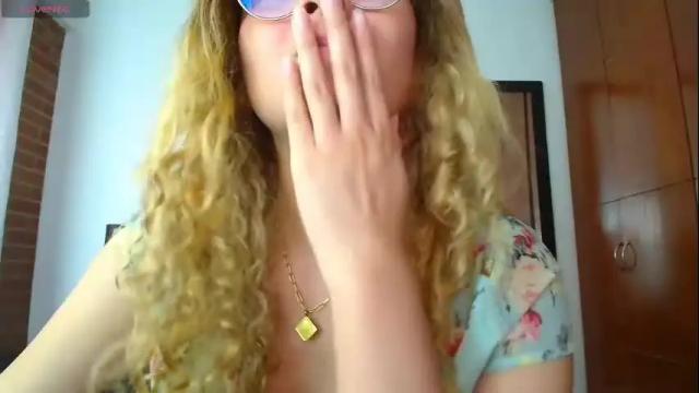 Image 8 of veronica_mv Stream on Chaturbate on 1 month ago
