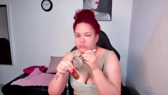 Thumbnail 1, veronicaa_moon's Stream at Chaturbate, 21 months ago