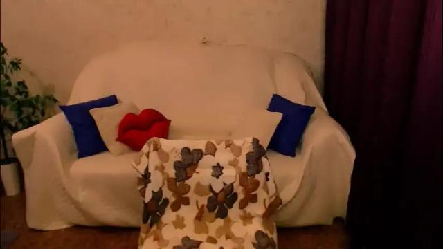 Image 11 of veronicadevries Stream on Chaturbate on 17 hours ago