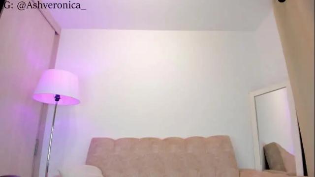 Image 4 of veronicadussan Stream on Chaturbate on 6 days ago