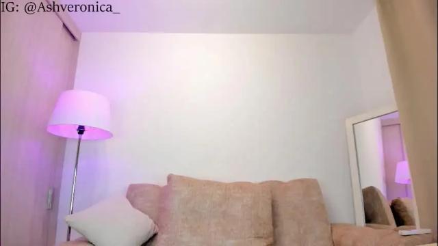 Image 11 of veronicadussan Stream on Chaturbate on 2 days ago