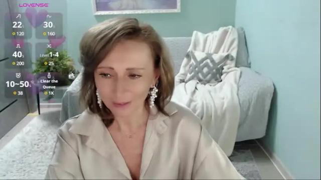 Image 3 of veronicagilbert Stream on Chaturbate on 1 month ago