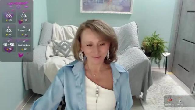 Image 12 of veronicagilbert Stream on Chaturbate on 18 days ago
