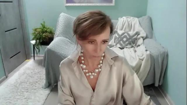 Image 4 of veronicagilbert Stream on Chaturbate on 1 day ago