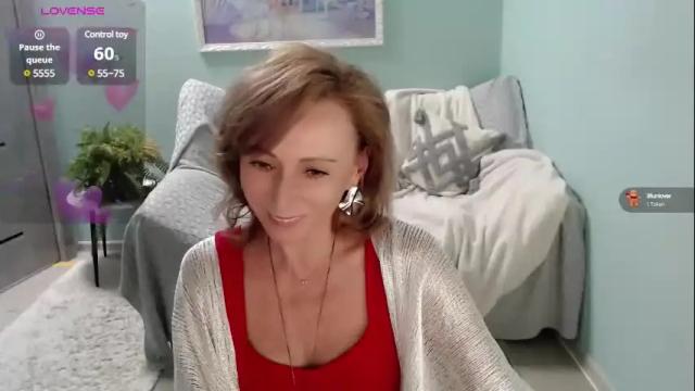 Image 4 of veronicagilbert Stream on Chaturbate on 1 month ago