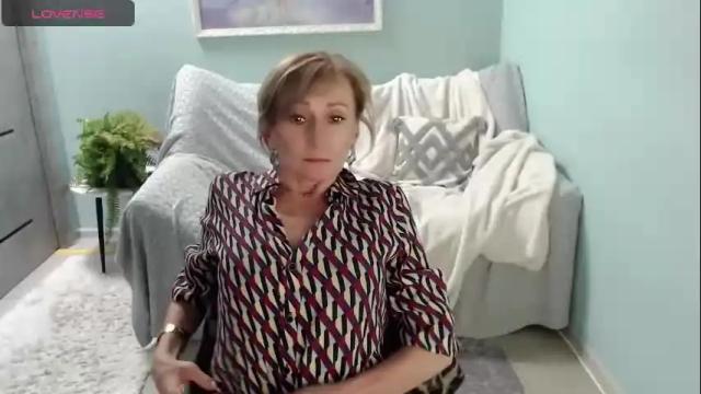 Image 3 of veronicagilbert Stream on Chaturbate on 1 month ago