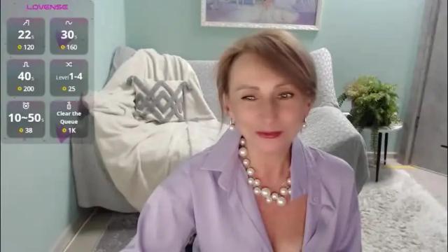 Image 8 of veronicagilbert Stream on Chaturbate on 1 month ago
