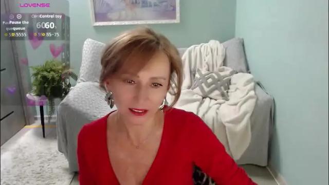 Image 3 of veronicagilbert Stream on Chaturbate on 1 month ago