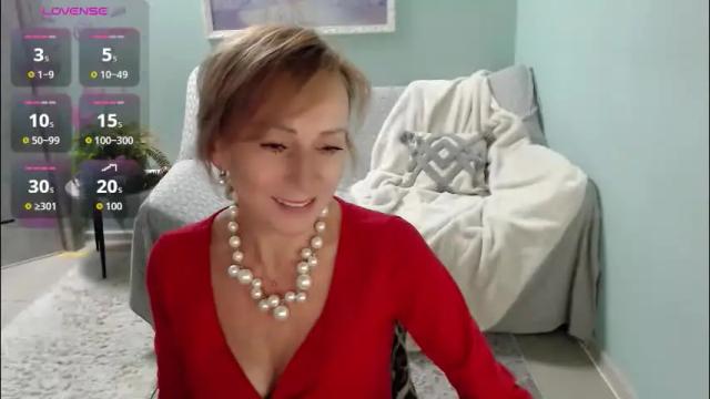 Image 2 of veronicagilbert Stream on Chaturbate on 23 days ago