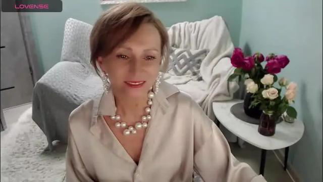 Image 7 of veronicagilbert Stream on Chaturbate on 9 days ago
