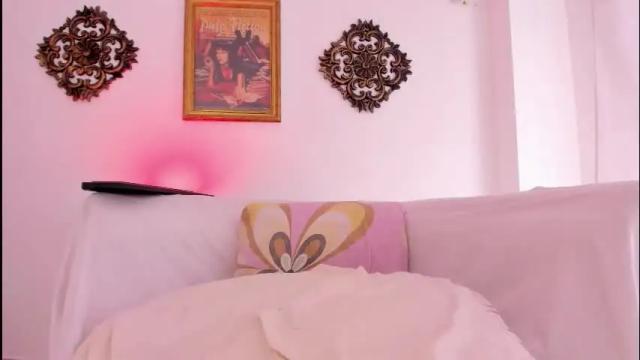 Image 7 of veronicagilss Stream on Chaturbate on 2 months ago