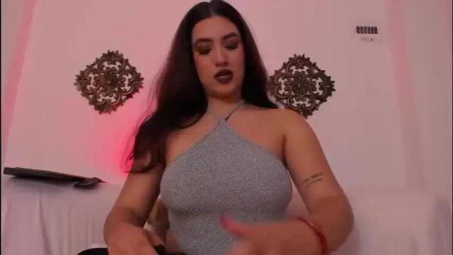 Image 12 of veronicagilss Stream on Chaturbate on 1 month ago