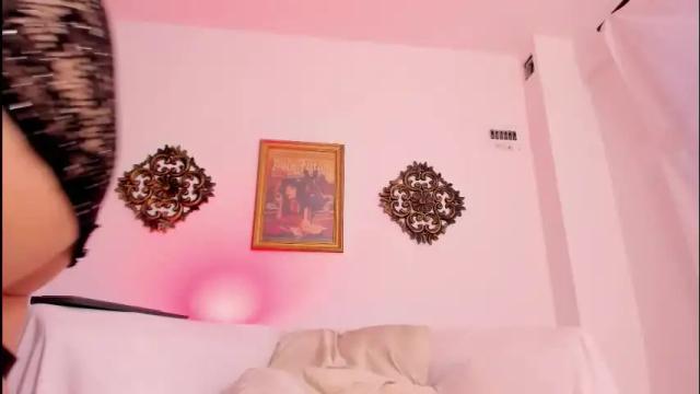 Image 10 of veronicagilss Stream on Chaturbate on 1 month ago