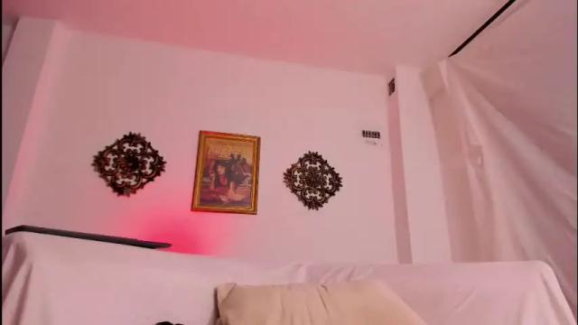Image 6 of veronicagilss Stream on Chaturbate on 1 month ago