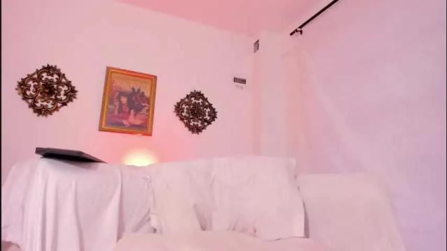 Image 4 of veronicagilss Stream on Chaturbate on 2 months ago