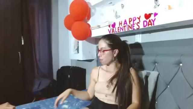 Image 11 of veronicamiller22 Stream on Chaturbate on 16 months ago