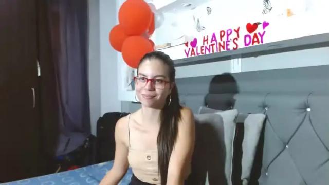 Image 7 of veronicamiller22 Stream on Chaturbate on 16 months ago