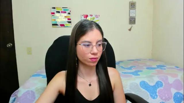 Image 2 of veronicamiller22 Stream on Chaturbate on 2 months ago