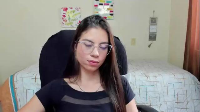 Image 3 of veronicamiller22 Stream on Chaturbate on 1 month ago