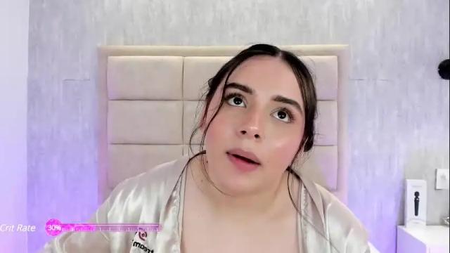 Image 11 of veroniicalodge1 Stream on Chaturbate on 1 month ago