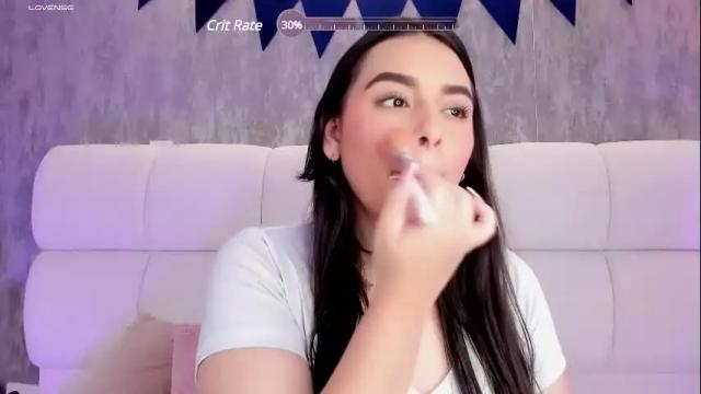 Image 2 of veroniicalodge1 Stream on Chaturbate on 6 months ago