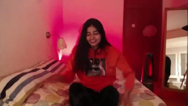 Image 2 of veronik3 Stream on Chaturbate on 17 months ago