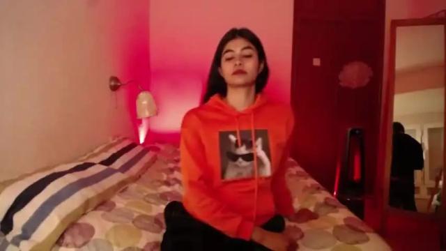 Image 4 of veronik3 Stream on Chaturbate on 17 months ago