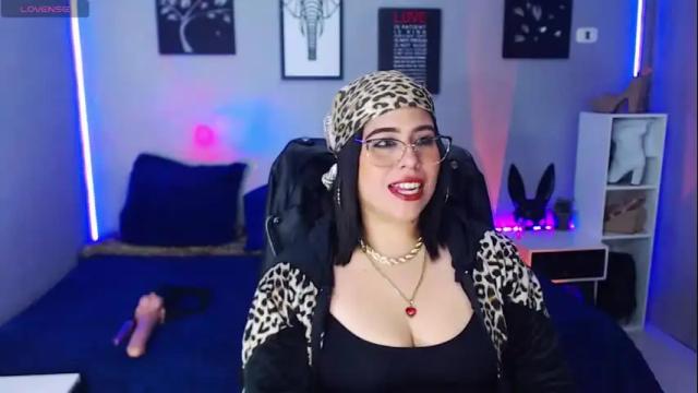 Image 6 of veronika_metalstar Stream on Chaturbate on 7 days ago