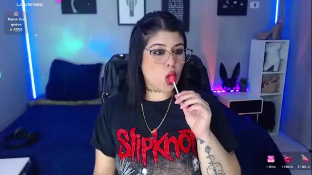 Image 6 of veronika_metalstar Stream on Chaturbate on 5 days ago