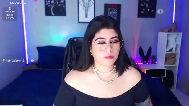Image 12 of veronika_metalstar Stream on Chaturbate on 3 months ago
