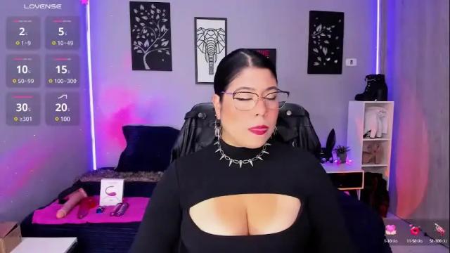 Thumbnail 1, veronika_metalstar's Stream at Chaturbate, 1 month ago