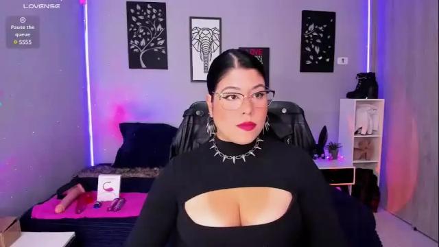 Image 3 of veronika_metalstar Stream on Chaturbate on 1 month ago