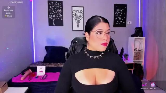 Image 7 of veronika_metalstar Stream on Chaturbate on 1 month ago