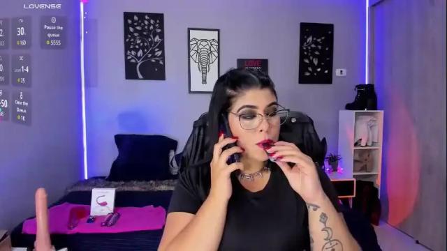 Image 2 of veronika_metalstar Stream on Chaturbate on 1 month ago