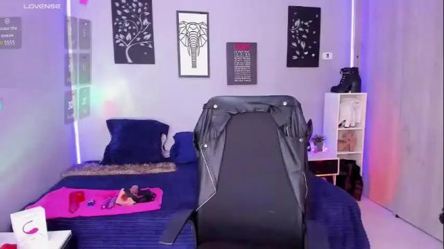 Image 3 of veronika_metalstar Stream on Chaturbate on 25 days ago