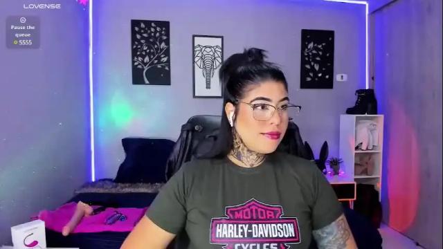Image 3 of veronika_metalstar Stream on Chaturbate on 20 days ago