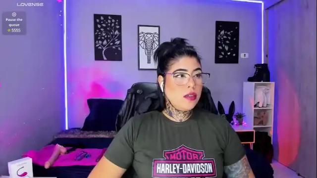 Image 4 of veronika_metalstar Stream on Chaturbate on 20 days ago