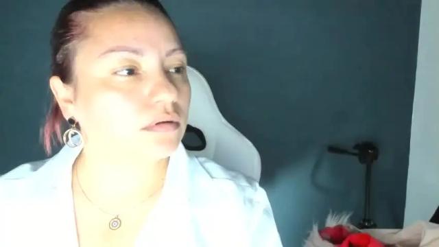 Image 3 of veronikabj Stream on Chaturbate on 22 months ago