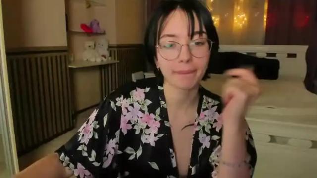 Image 12 of veronikatrap_ Stream on Chaturbate on 19 months ago