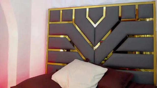 Image 2 of veronikawiills Stream on Chaturbate on 12 months ago