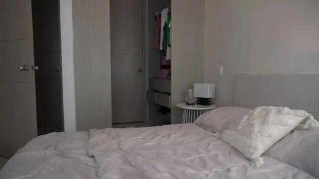 Image 4 of veroniqe_lounge Stream on Chaturbate on 1 day ago