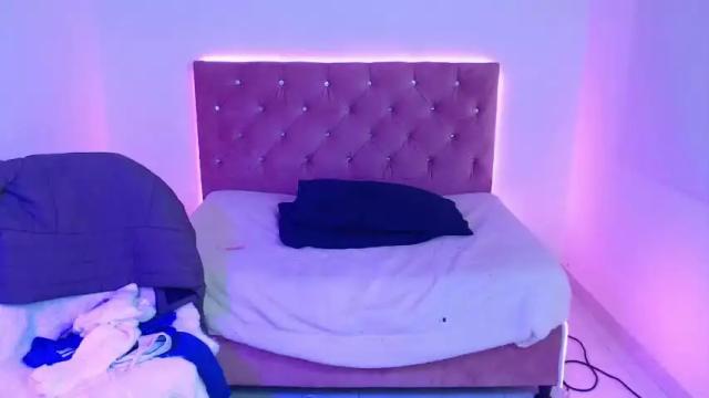 Image 4 of verorouse_ Stream on Chaturbate on 18 months ago