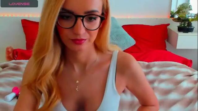 Image 10 of verrasweet4u Stream on Chaturbate on 1 month ago