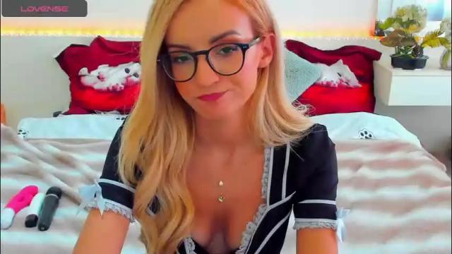 Image 3 of verrasweet4u Stream on Chaturbate on 1 month ago