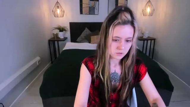 Image 8 of verykristy Stream on Chaturbate on 19 months ago